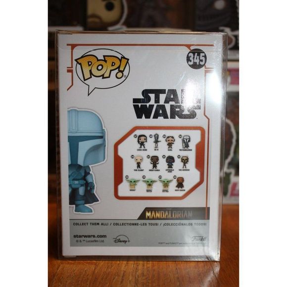Funko POP! Star Wars The Mandalorian #345 Glow in Dark EE Exclusive Bobble-Head - Picture 3 of 4